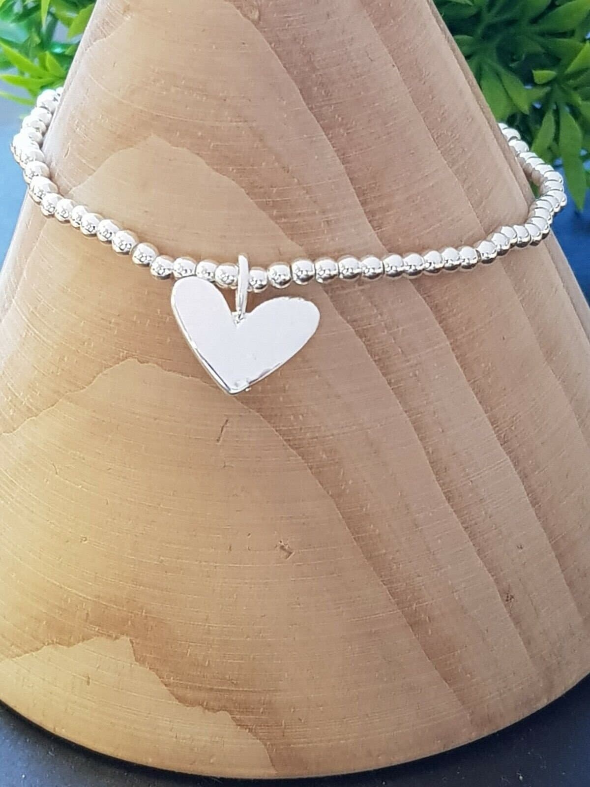 Hairdresser - Best Hairdresser - Silver Plated Charm Bracelet & Silver Coloured HeartCharm - Gift - Bracelet - Christmas Gift